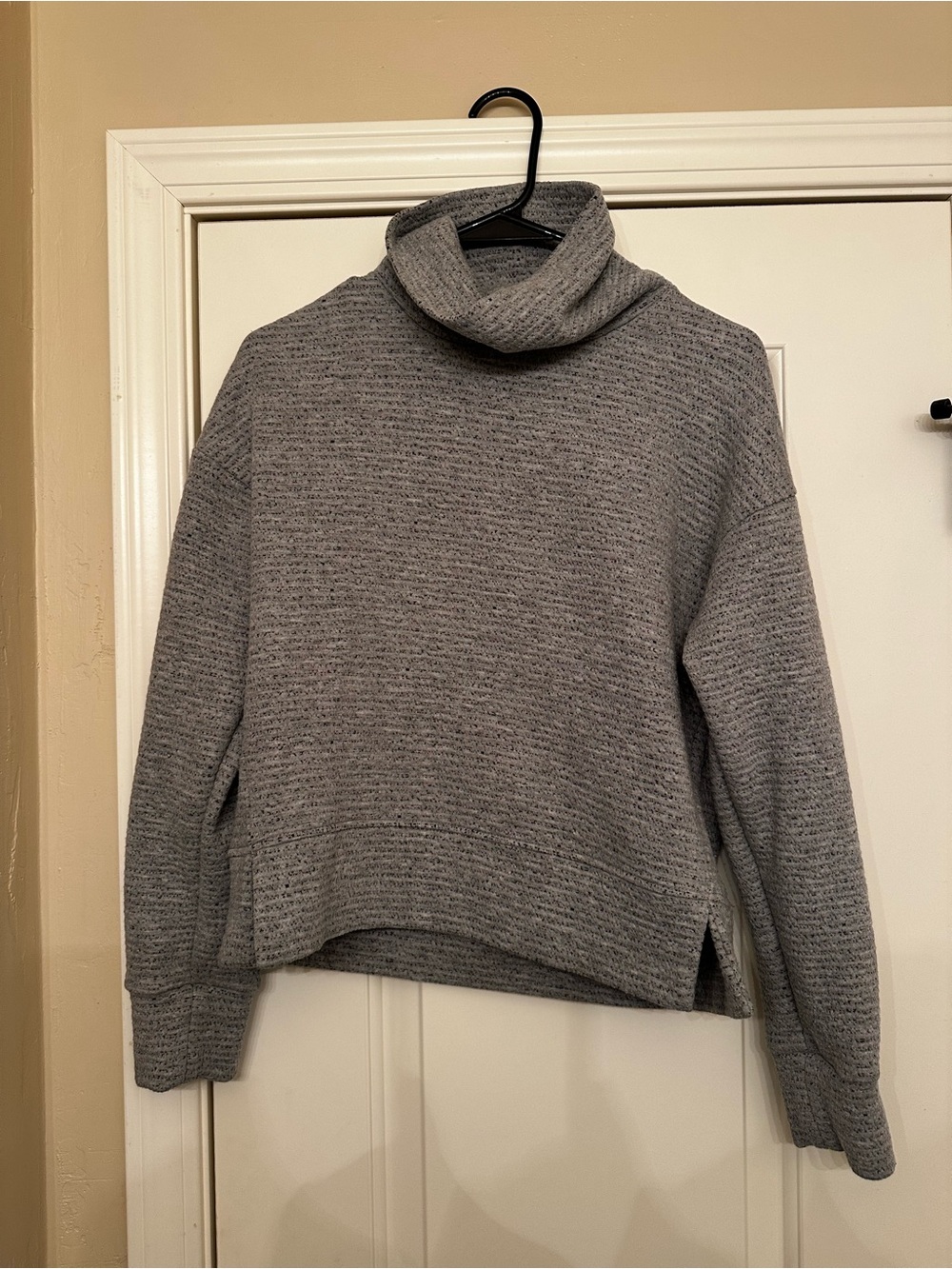CALIA by Carrie Underwood Gray Turtleneck Sweater